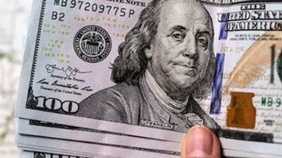 سعر الدولار في البنك الأهلي المصري للشراء والبيع.. وتطورات أسعار الصرف في السوق الرسمي