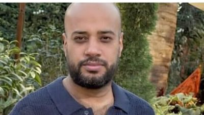 نفادي والتحول الجذري في مسيرة حاتم صلاح الفنية