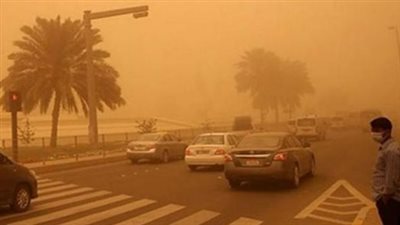 انخفاض الرؤية الأفقية.. نصائح عاجلة للسائقين بسبب الرياح والأتربة على الطرق السريعة