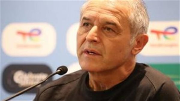 الأهلي يبدأ تجهيز ملف الدفاع أمام الاتحاد الدولي للرد على ادعاءات مساعدي كولر