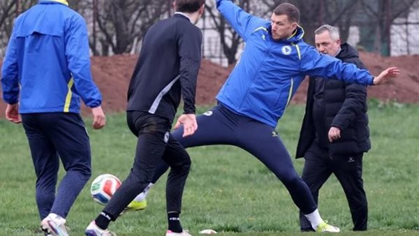 فضيحة تجسس تهز مواجهة البوسنة وإيطاليا