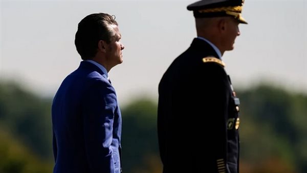 إنقاذ طيار من إيران استغرق 50 ساعة.. وطاقم طائرة أصيب بجروح