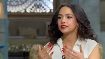  دينا دياب تخطف الأنظار في أحدث ظهور لها بالجلباب البلدي