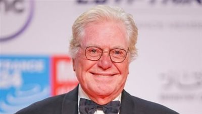 في ذكرى 70 عامًا من العلاقات الدبلوماسية.. حسين فهمي يتصدر مشهد التعاون الثقافي المصري الصيني