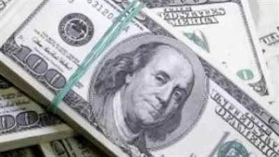 الدولار يحافظ على مستوياته أمام الجنيه المصري في تعاملات الإثنين الصباحية