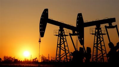 النفط والسياسة: رحلة البرميل من مستويات 2022 القياسية إلى صراعات النفوذ في الخليج العربي