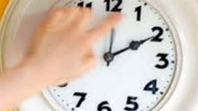 تغيير الساعة بمصر.. الجدول الزمني الكامل للتوقيت الصيفي والشتوي حتى نهاية عام 2026