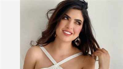 سحر النبيتي والذهب.. ميرنا جميل تبرهن على أنها أيقونة الموضة في الدراما الكوميدية