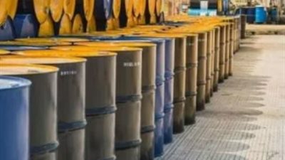 رويترز ترصد انهيار أسعار الخام الأمريكي بعد منشور ترامب على 