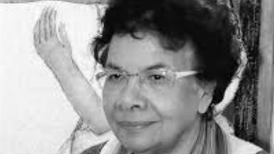 من الفنون الجميلة إلى رئاسة قسم التصميم: محطات أكاديمية في حياة زينب السجيني