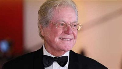 الأرشيف الفني الزاخر: خريطة أعمال حسين فهمي في السينما والتلفزيون