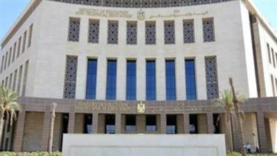 كيف يتم التعامل مع غياب الطالب بعذر طبي في التقييمات الأسبوعية؟ الوزارة توضح