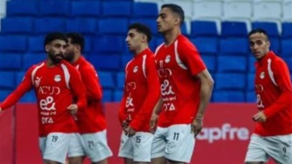 عاشور ومهند ومروان الأنسب لقيادة وسط الفراعنة فى كأس العالم