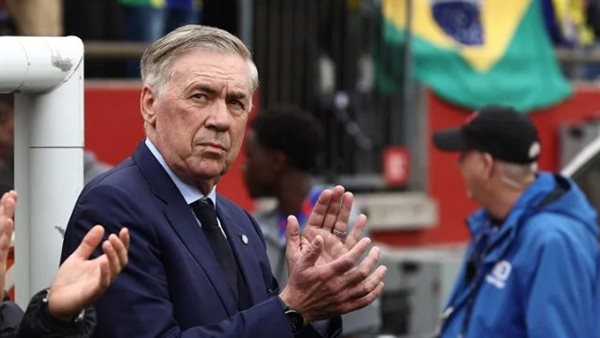 أنشيلوتي بين تمديد عقده مع “السامبا” وتدريب “الأتزوري” أنشيلوتي بين تمديد عقده مع “السامبا” وتدريب “الأتزوري”