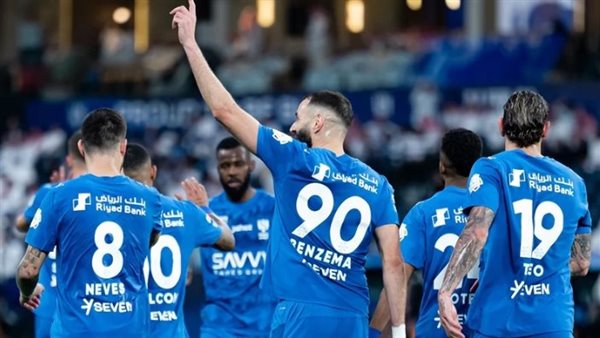 “هاتريك” بنزيما يقود الهلال للفوز بسداسية على الخلود