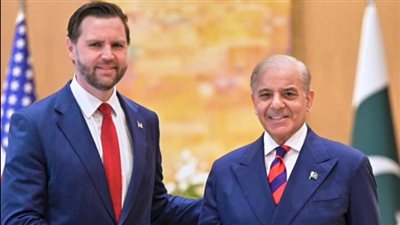 رئيس الوزراء الباكستاني يعقد اجتماعًا مع نائب الرئيس الأمريكي