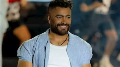 من الكاسيت إلى العالمية.. رحلة تامر حسني من أول ألبوم إلى دويتو فرنش مونتانا