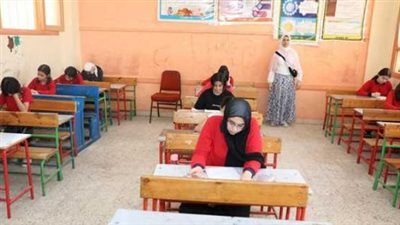 المواعيد النهائية لامتحانات الترم الثاني.. خطة وزارة التربية والتعليم لصفوف النقل هذا العام