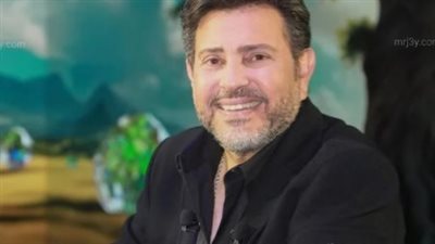 من نزيف القولون إلى العناية المركزة.. رحلة صمود أمير الغناء العربي مع المرض