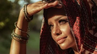 أسماء أبو اليزيد وأحمد أمين في 