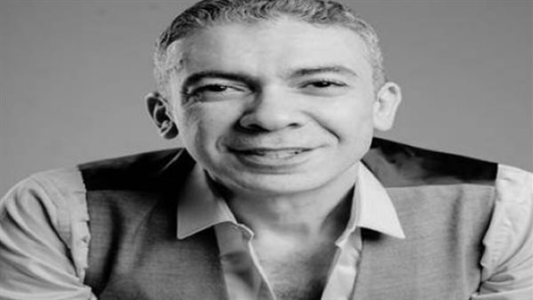 النشأة الأكاديمية والصدام مع المعايير العلمية الدولية