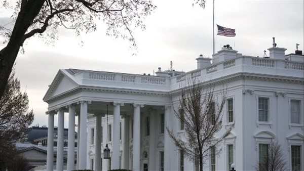 حادث إطلاق نار خلال عشاء مراسلي البيت الأبيض يثير تساؤلات أمنية والتحقيقات مستمرة