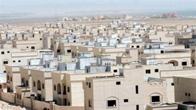 من الورق إلى الأرض: رحلة المطور العقاري في بناء المدن الذكية والمستدامة