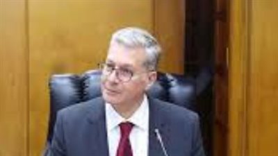 قطاع البترول المصري يعزي القيادة السياسية في رحيل اللواء كمال مدبولي