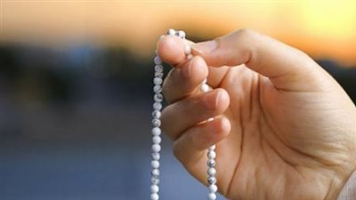 زاد المسلم اليومي: دليل الأوراد النبوية الصحيحة من الفجر وحتى الشروق