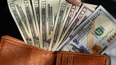 الدولار بكام النهاردة؟ استقرار أسعار الصرف في البنك العربي الأفريقي والمصري الخليجي
