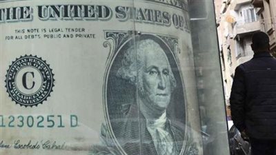 هل يتخطى حاجز الـ 53 جنيهًا؟ استعراض لأسعار الدولار في CIB والبنك العربي الإفريقي