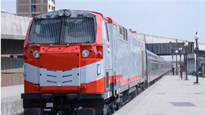 أسعار ومواعيد قطارات الدرجة الثالثة المكيفة من القاهرة إلى الإسكندرية اليوم