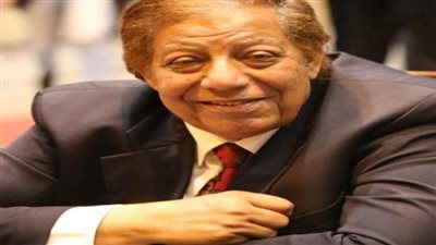 تعاون مع الكبار وترك أثرًا في كل بيت.. قصة نجاح الموسيقار الراحل علي سعد