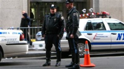 فيديو الاعتقال يتصدر المنصات: لحظة إسقاط مسلح كاليفورنيا في فندق هيلتون واشنطن