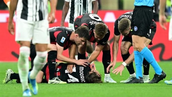 غموض يحيط بحالة مودريتش الصحية إثر “نطحة” لوكاتيلي