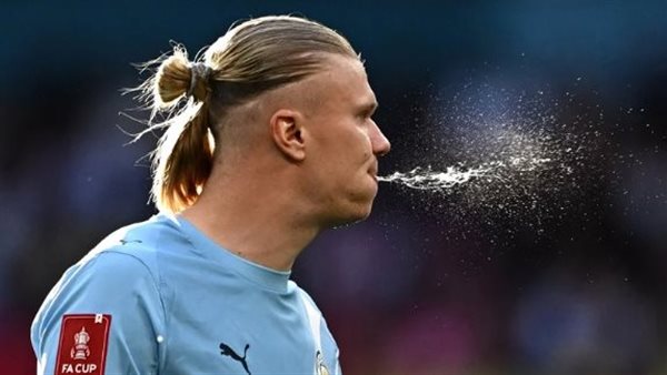 “البريميير ليغ” تصدم مانشستر سيتي