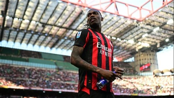 بين ليفربول واليونايتد.. صراع إنجليزي لضم لياو مقابل 70 مليون يورو