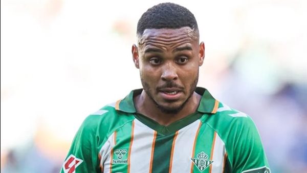 عرض مدافع بيتيس على برشلونة مقابل 35 مليون يورو