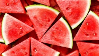 ترطيب فوري وعناصر غذائية.. لماذا يعد البطيخ الفاكهة المثالية في طقس الصيف؟