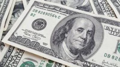 سعر الدولار مقابل الجنيه المصري: ثبات ملحوظ في البنك الأهلي وبنك مصر ومصرف الإسكندرية