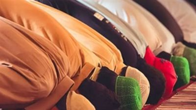 عظمة الصلاة في وقتها.. جدول تفصيلي لمواقيت الصلاة في القاهرة والإسكندرية والمحافظات