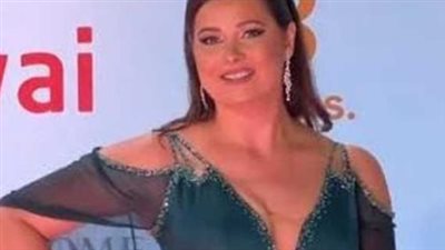 يسرا اللوزي: رؤية ابنتي لوالدها وهو يحقن الأنسولين سهلت عليها تقبل علاجها