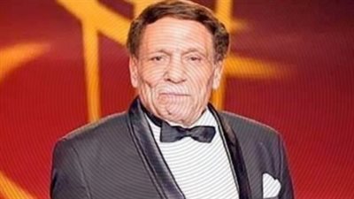 زعيم الكوميديا يداعب يسرا بكلمات شاعرية: 