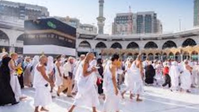 أحكام حج المرأة لعام 1447 هـ.. ضوابط اللباس والتعامل مع الأعذار الشرعية