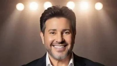 وصول جثمان أمير الغناء العربي هاني شاكر من باريس اليوم وتفاصيل الجنازة