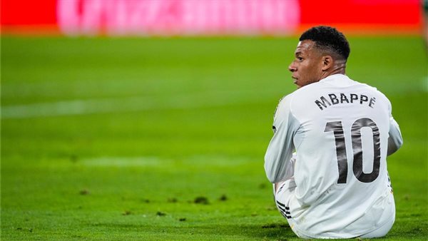 قبل الكلاسيكو.. مبابي يثير غضب لاعبي وجماهير ريال مدريد