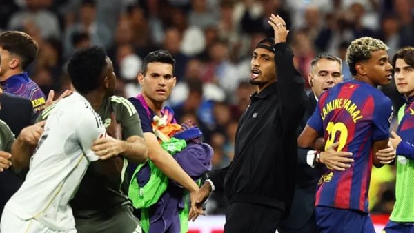 ساعة الحسم في الليجا.. كلاسيكو الأحد الكبير يفتح أبواب التتويج لبرشلونة أو يمنح مدريد طوق النجاة