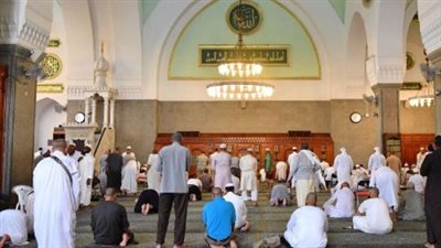بين الدموع والدعاء.. حجاج مصر يشدون الرحال نحو أول مسجد أسس على التقوى في الإسلام