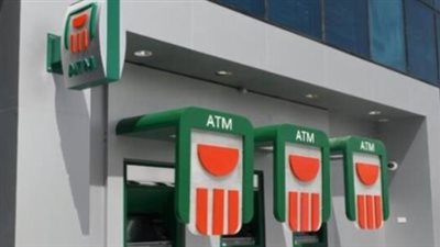رسوم السحب النقدي ومواعيد العمل.. دليلك للتعامل مع ماكينات ATM وفروع البنوك