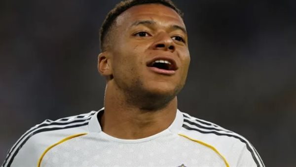“إنه يستهزئ بنا”.. كيليان مبابي يثير موجة غضب جديدة في ريال مدريد أثناء الكلاسيكو